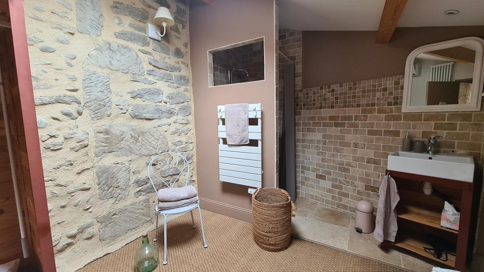 Gite Le Caprice Spa & Sauna Genissieux Ngoại thất bức ảnh